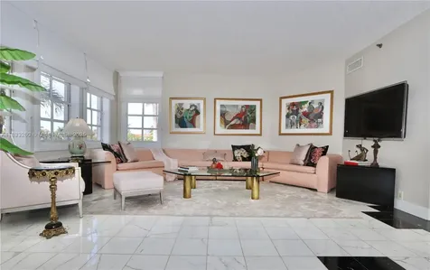 3900 Island Boulevard Aventura FL 33160