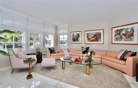 3900 Island Boulevard Aventura FL 33160