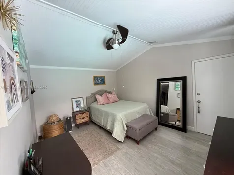 14135 SW 100th Lane Miami FL 33186