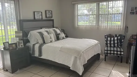 288 N Tilford N Deerfield Beach FL 33442