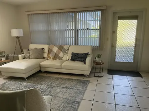 288 N Tilford N Deerfield Beach FL 33442