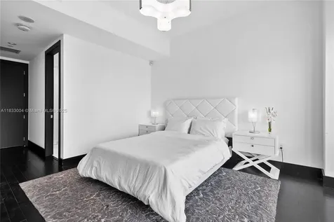 1425 Brickell Avenue Miami FL 33131
