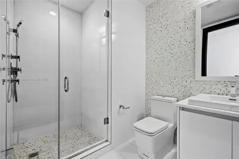 1425 Brickell Avenue Miami FL 33131