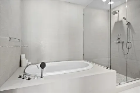 1425 Brickell Avenue Miami FL 33131