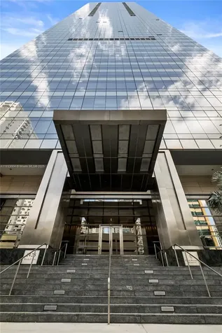 1425 Brickell Avenue Miami FL 33131