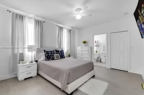7936 SW 164th Place Miami FL 33193