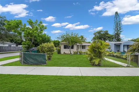 2447 Harding Street Hollywood FL 33020