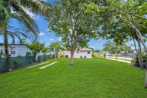 2447 Harding Street Hollywood FL 33020