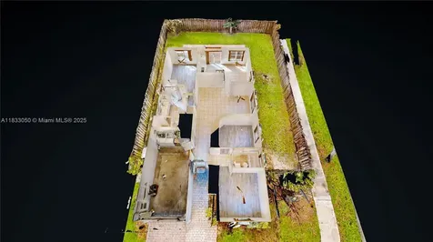 2075 SE 15th Street Homestead FL 33035