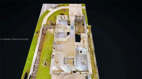 2075 SE 15th Street Homestead FL 33035