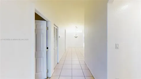 2075 SE 15th Street Homestead FL 33035