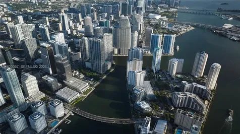 300 Biscayne Blvd Way Miami FL 33131