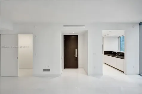 300 Biscayne Boulevard Way Miami FL 33131