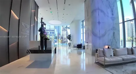 300 Biscayne Blvd Way Miami FL 33131