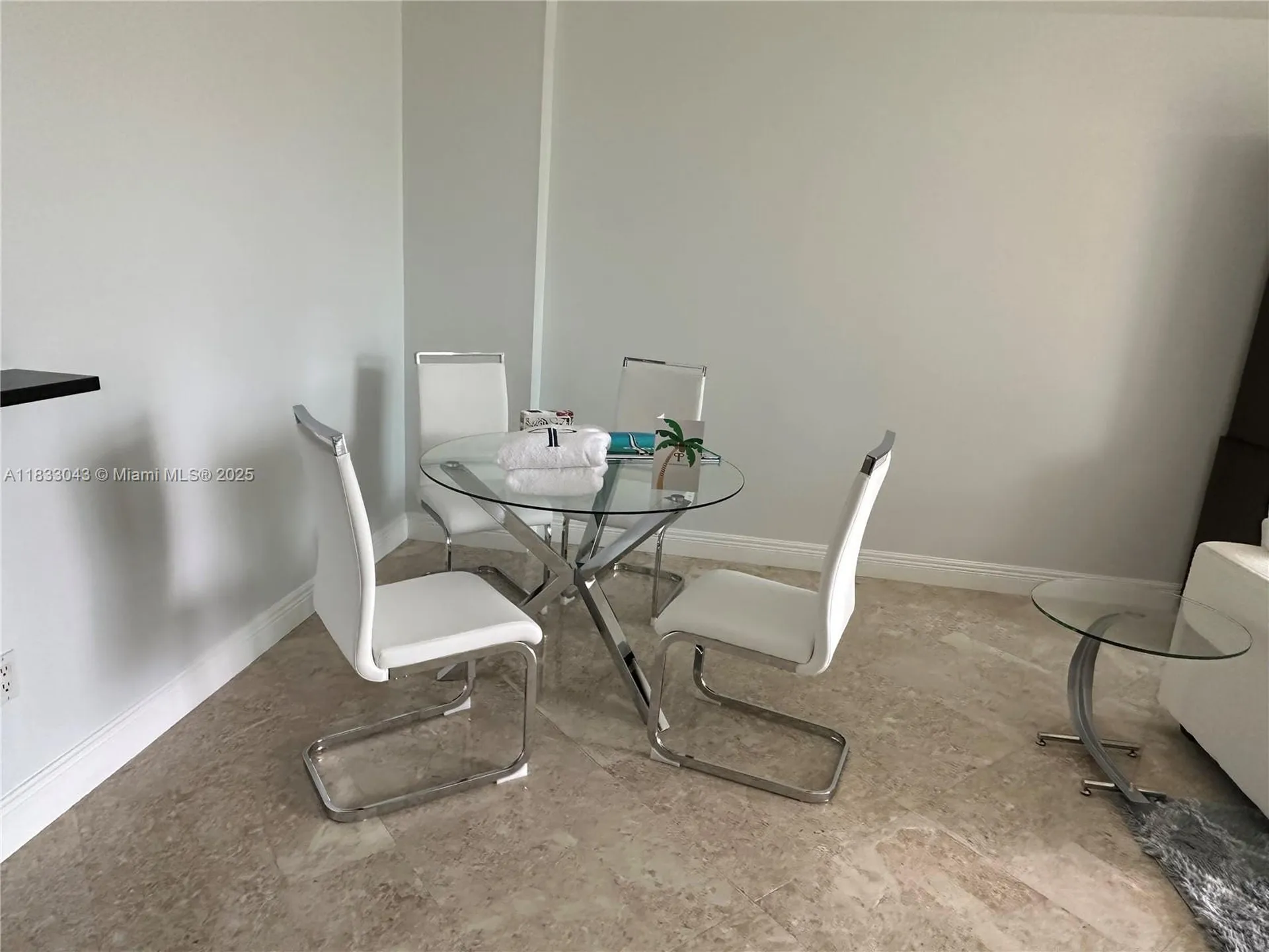 99 SE Mizner Boulevard Boca Raton FL 33432