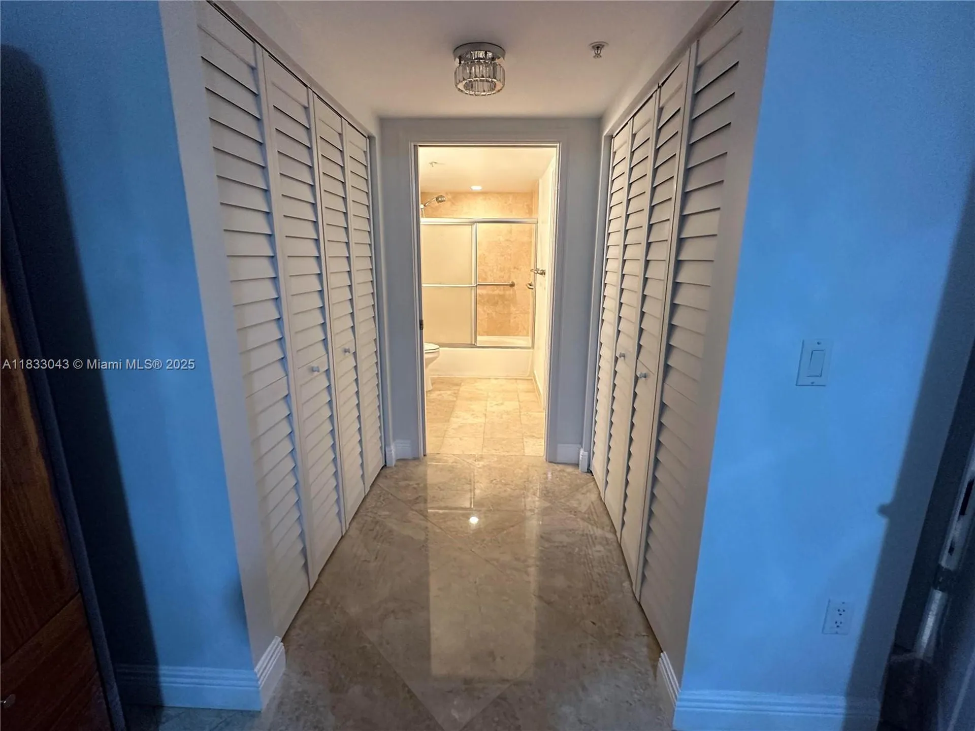 99 SE Mizner Boulevard Boca Raton FL 33432