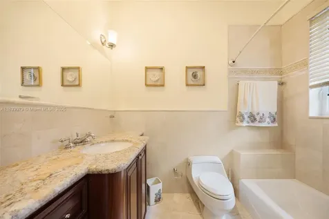 7245 SW 104th Street Pinecrest FL 33156
