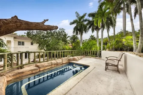7245 SW 104th Street Pinecrest FL 33156