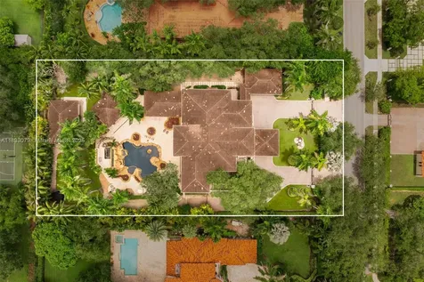 7245 SW 104th Street Pinecrest FL 33156