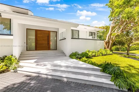 7180 E Lago Drive Coral Gables FL 33143