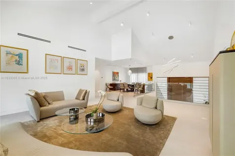 7180 E Lago Drive Coral Gables FL 33143