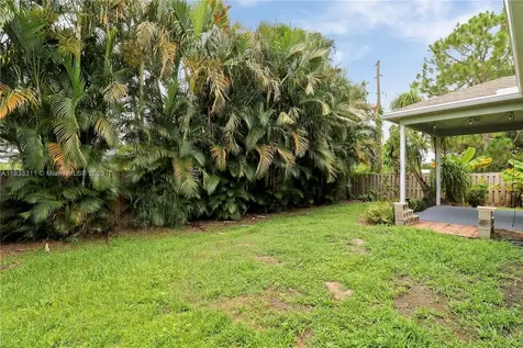 4735 SE Winter Haven Court Stuart FL 34997