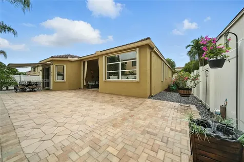 5034 SW 161st Avenue Miramar FL 33027