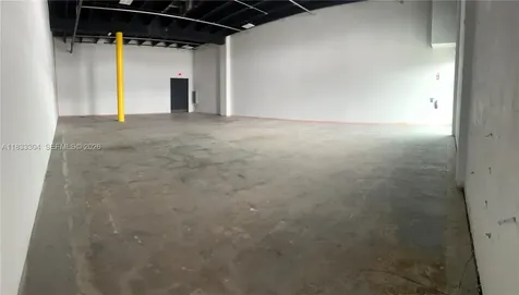 2300 W 8th Avenue Hialeah FL 33010
