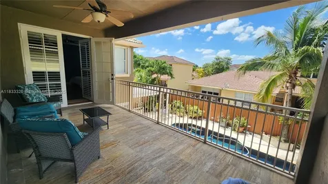 16262 SW 44th Terrace Miami FL 33185