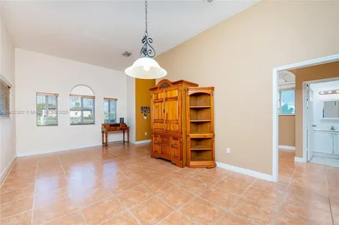 2605 NE 41st Circle Homestead FL 33033