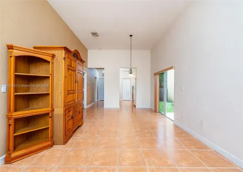 2605 NE 41st Circle Homestead FL 33033