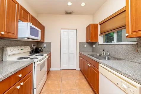 2605 NE 41st Circle Homestead FL 33033