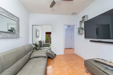 2605 NE 41st Circle Homestead FL 33033