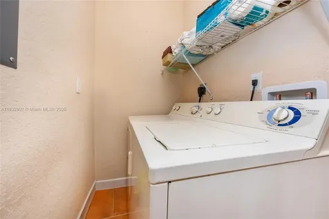 2605 NE 41st Circle Homestead FL 33033