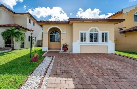 2605 NE 41st Circle Homestead FL 33033