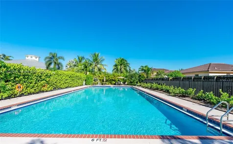 2605 NE 41st Circle Homestead FL 33033