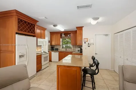 15471 SW 83rd Avenue Palmetto Bay FL 33157