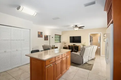 15471 SW 83rd Avenue Palmetto Bay FL 33157