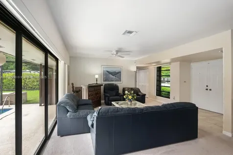 15471 SW 83rd Avenue Palmetto Bay FL 33157