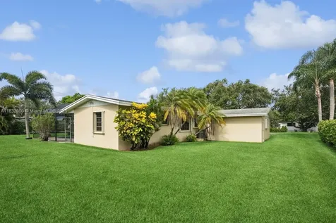15471 SW 83rd Avenue Palmetto Bay FL 33157