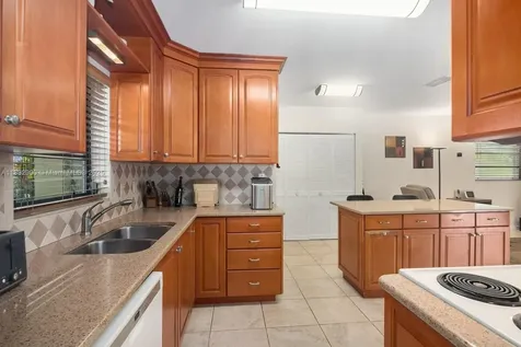 15471 SW 83rd Avenue Palmetto Bay FL 33157