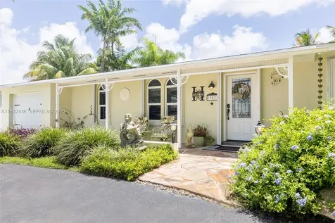 19521 SW 128th Court Miami FL 33177
