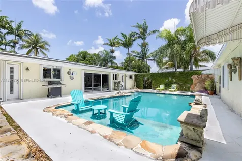 19521 SW 128th Court Miami FL 33177
