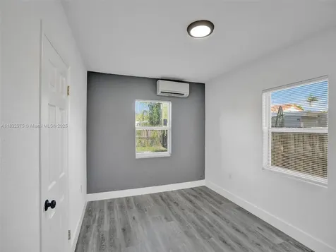 2720 SW 13th Avenue Fort Lauderdale FL 33315