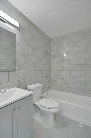 2720 SW 13th Avenue Fort Lauderdale FL 33315