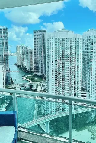 350 S Miami Avenue Miami FL 33130