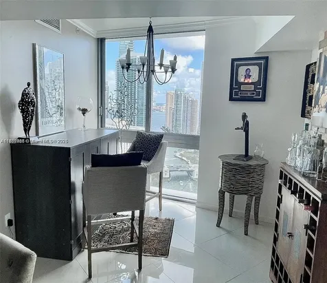 350 S Miami Avenue Miami FL 33130