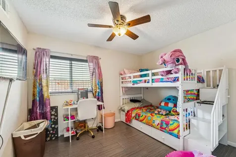 8107 NW 73rd Terrace Tamarac FL 33321