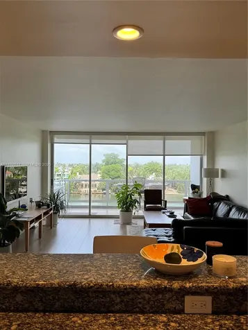 5700 Collins Avenue Miami Beach FL 33140