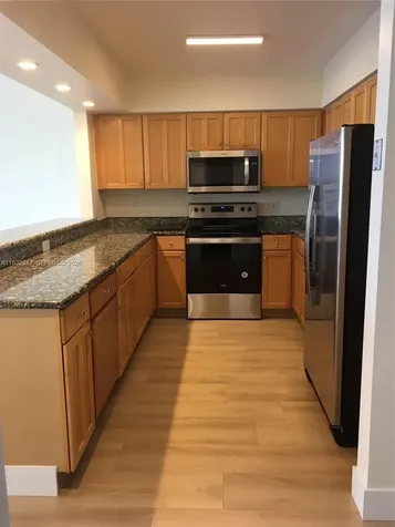 5700 Collins Avenue Miami Beach FL 33140